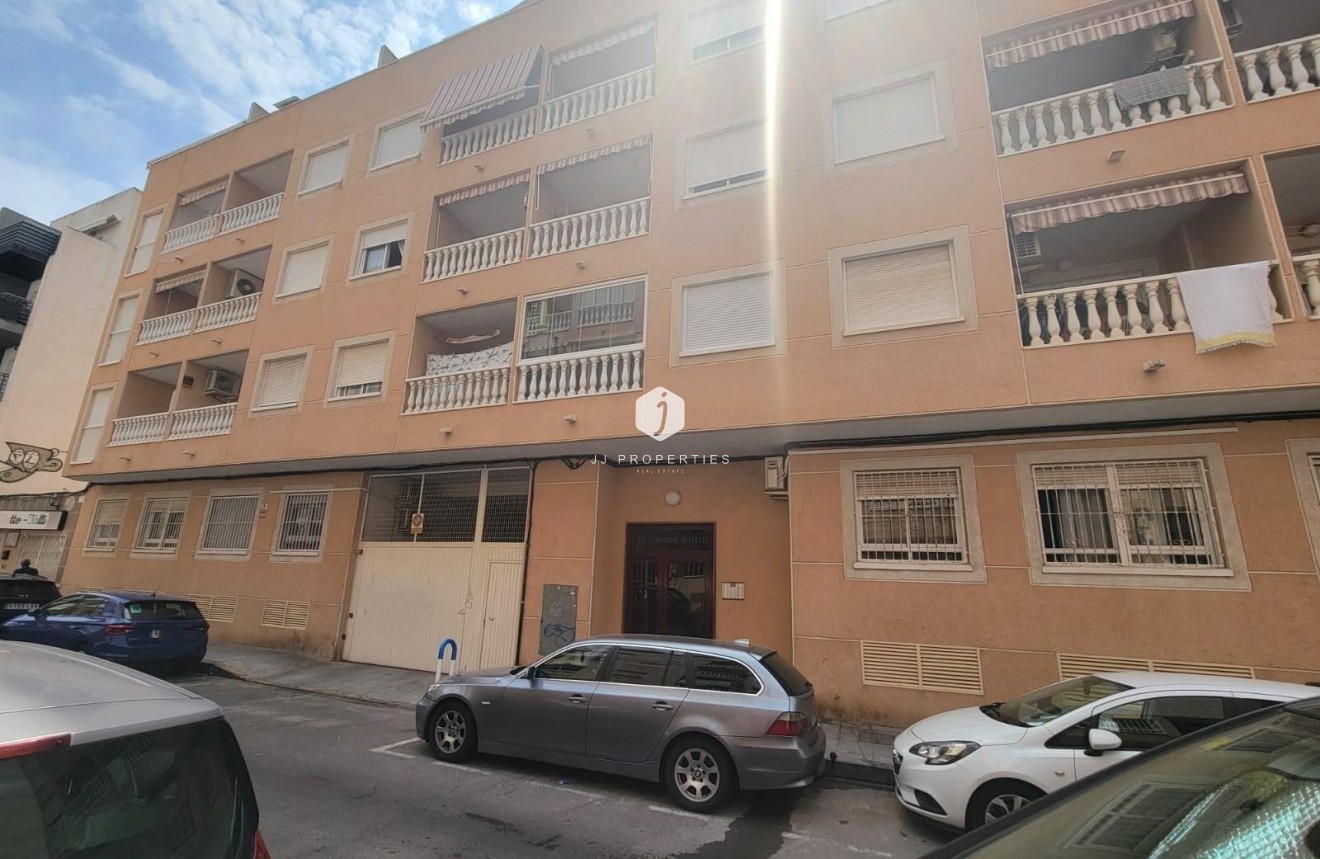 Tweedehands - Appartement / flat -
Torrevieja - Playa del Cura
