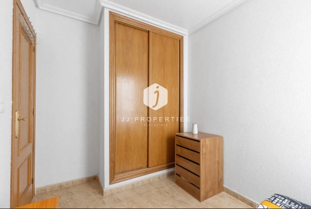 Tweedehands - Appartement / flat -
Torrevieja