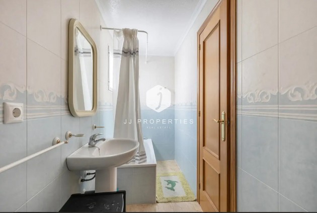 Tweedehands - Appartement / flat -
Torrevieja