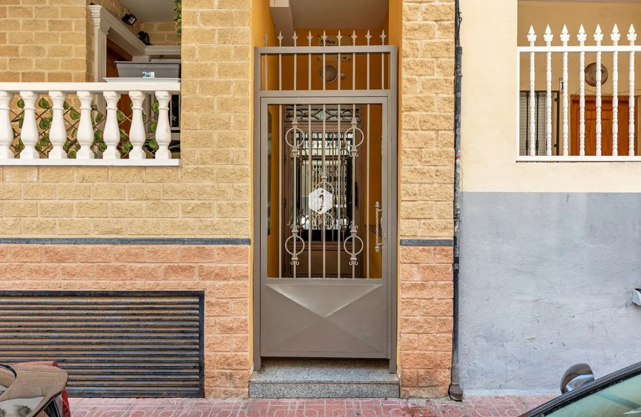 Tweedehands - Appartement / flat -
Torrevieja