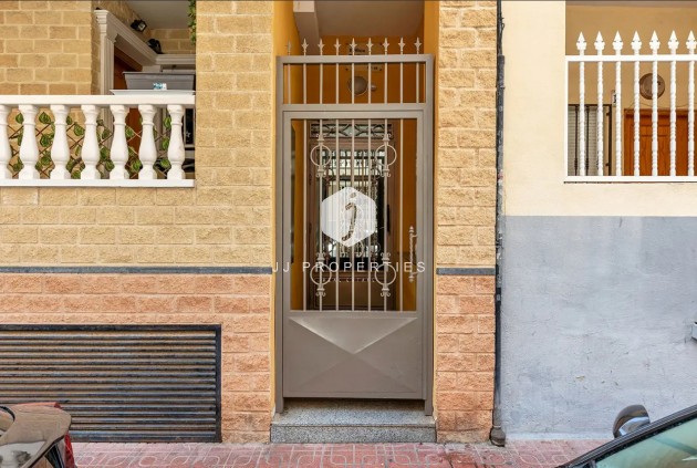 Tweedehands - Appartement / flat -
Torrevieja