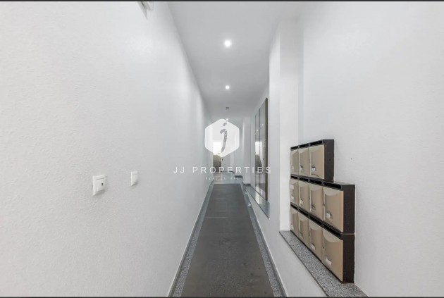 Tweedehands - Appartement / flat -
Torrevieja