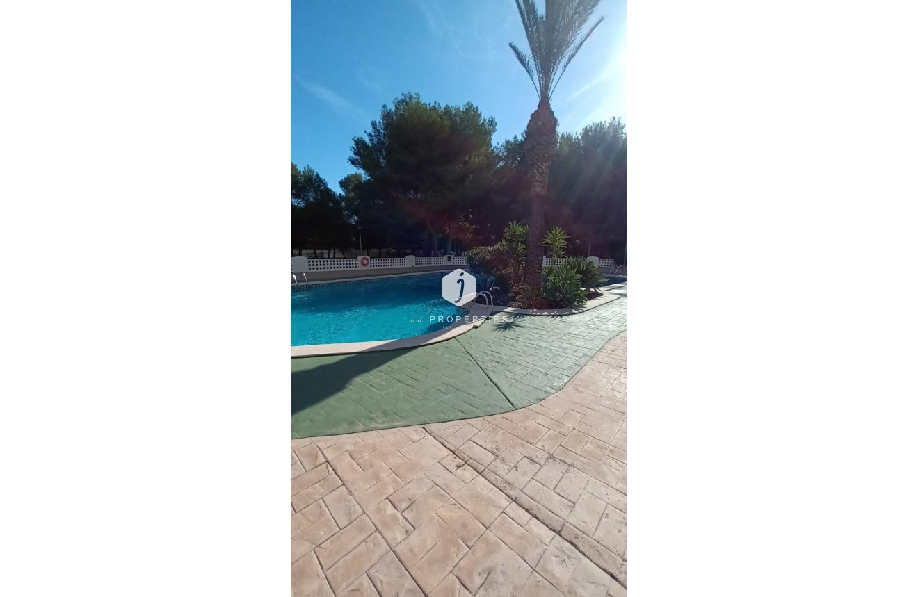 Tweedehands - Appartement / flat -
Orihuela Costa - Campoamor