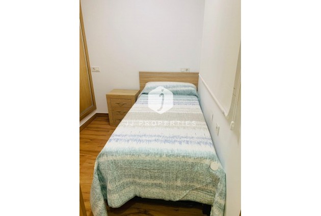 Tweedehands - Appartement / flat -
Torrevieja - Playa del Cura