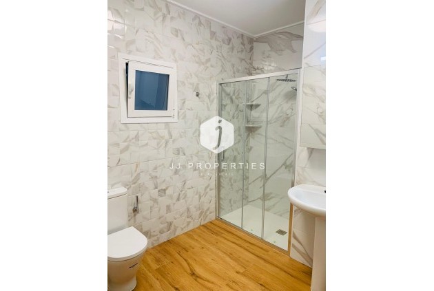 Tweedehands - Appartement / flat -
Torrevieja - Playa del Cura