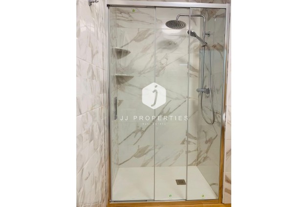 Tweedehands - Appartement / flat -
Torrevieja - Playa del Cura