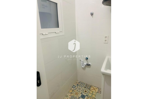 Tweedehands - Appartement / flat -
Torrevieja - Playa del Cura