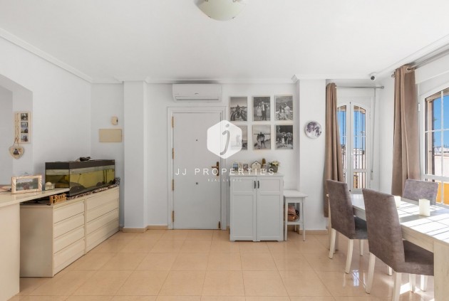 Z drugiej ręki - Szalet -
Orihuela Costa - Lomas De Cabo Roig-los Dolses