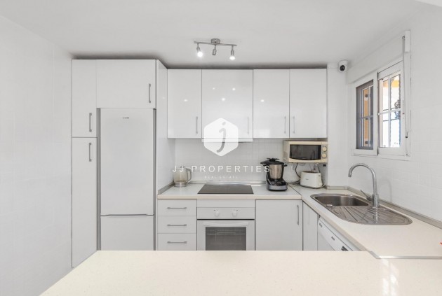 Z drugiej ręki - Szalet -
Orihuela Costa - Lomas De Cabo Roig-los Dolses