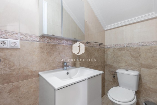 Z drugiej ręki - Szalet -
Orihuela Costa - Lomas De Cabo Roig-los Dolses