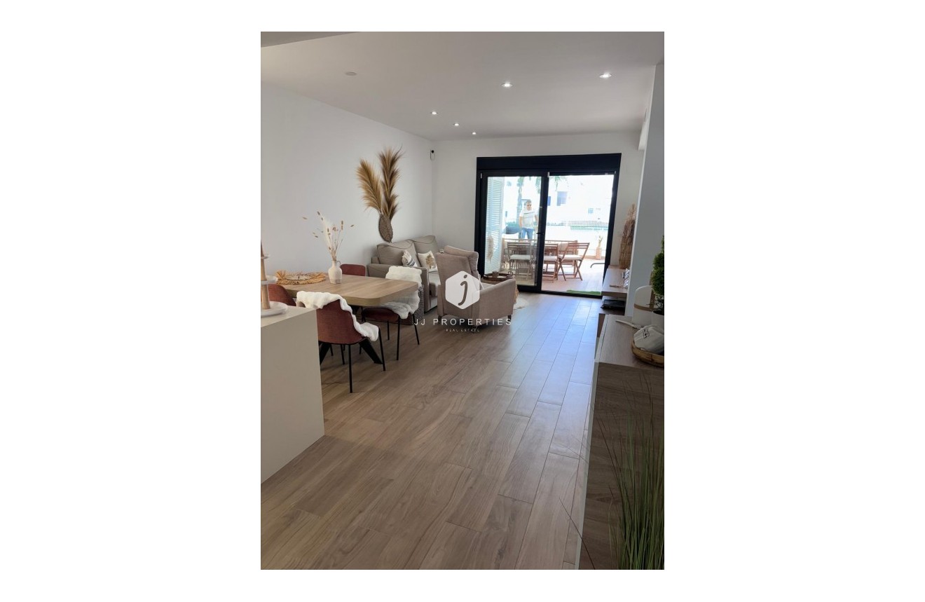 Tweedehands - Appartement / flat -
Los Balcones - Costa Blanca