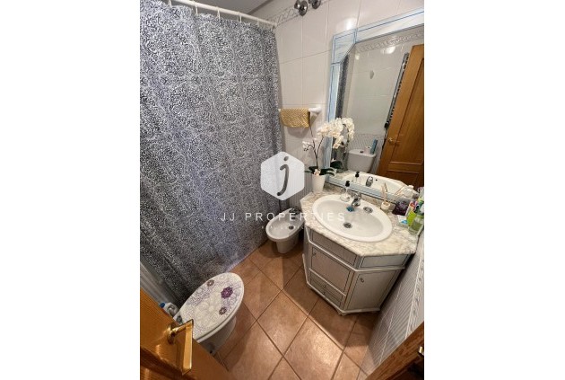 Tweedehands - Appartement / flat -
Torrevieja - aguas nuevas