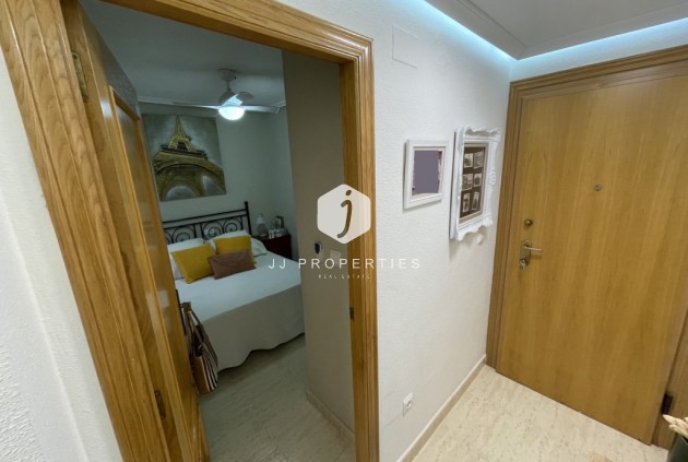 D'occasion - Appartement -
Torrevieja - Costa Blanca