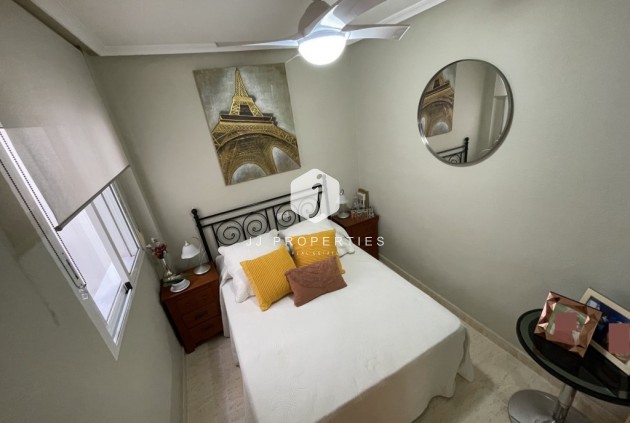 D'occasion - Appartement -
Torrevieja - Costa Blanca