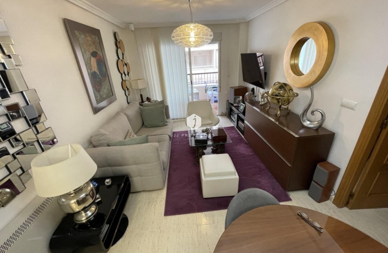 D'occasion - Appartement -
Torrevieja - Costa Blanca