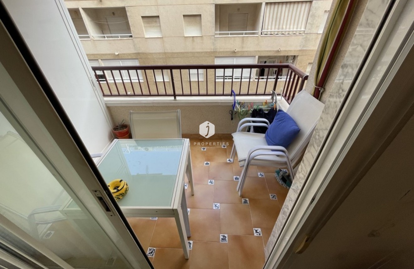 D'occasion - Appartement -
Torrevieja - Costa Blanca
