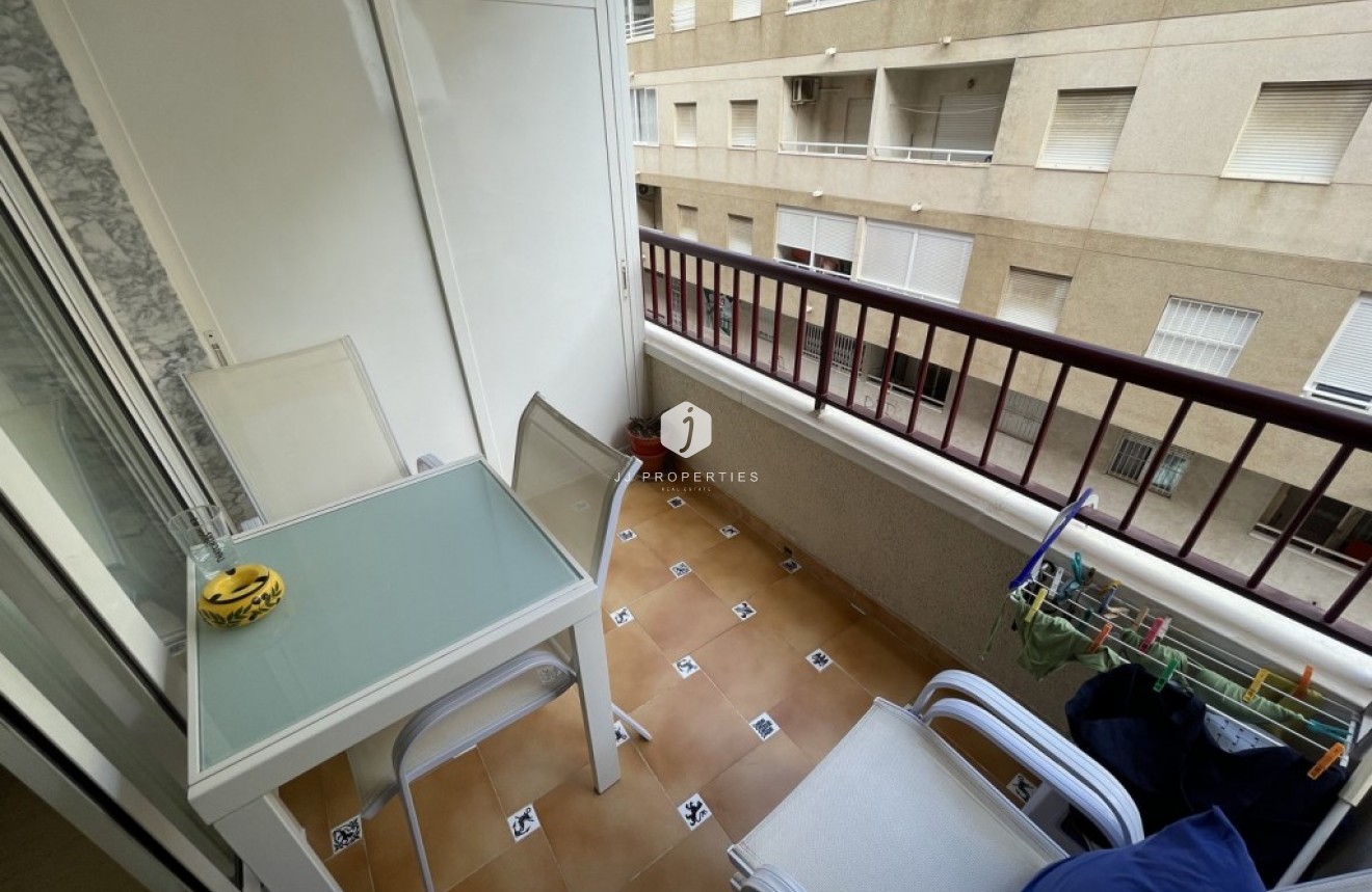 D'occasion - Appartement -
Torrevieja - Costa Blanca