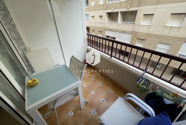 D'occasion - Appartement -
Torrevieja - Costa Blanca