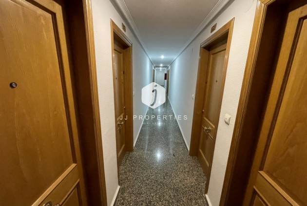 D'occasion - Appartement -
Torrevieja - Costa Blanca