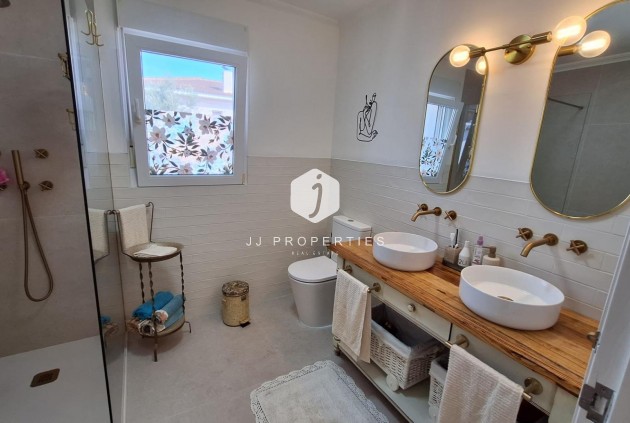 D'occasion - Villa -
Torrevieja - Los Balcones - Los Altos del Edén