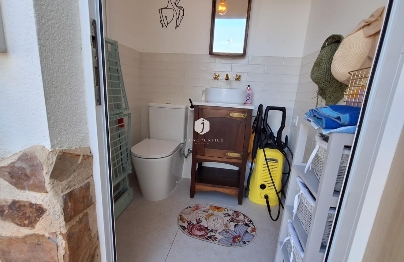 D'occasion - Villa -
Torrevieja - Los Balcones - Los Altos del Edén