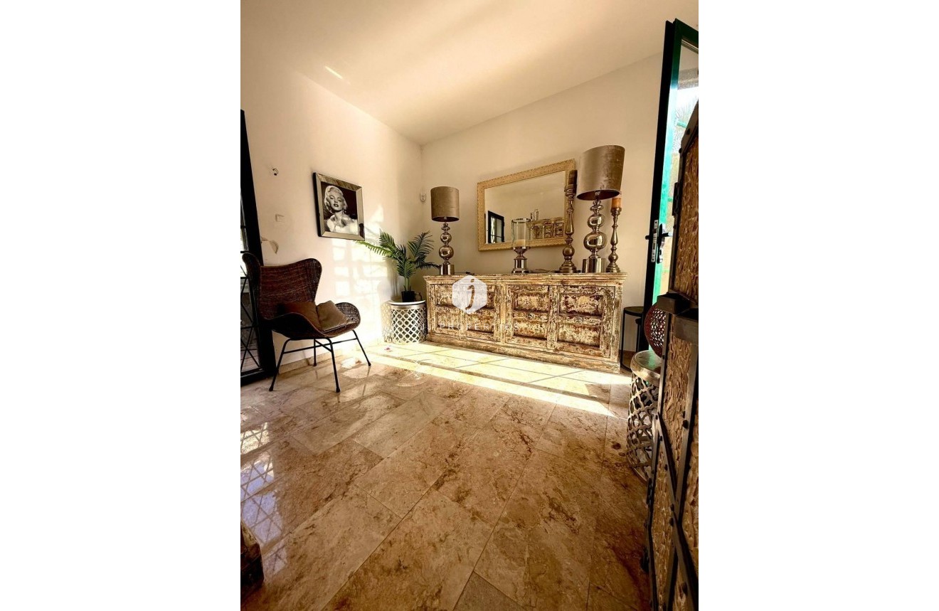 Z drugiej ręki - Villa -
Orihuela Costa - Lomas De Cabo Roig-los Dolses