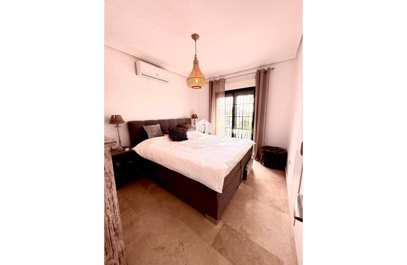 Z drugiej ręki - Villa -
Orihuela Costa - Lomas De Cabo Roig-los Dolses