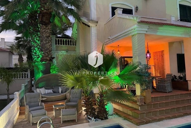 Z drugiej ręki - Villa -
Orihuela Costa - Lomas De Cabo Roig-los Dolses