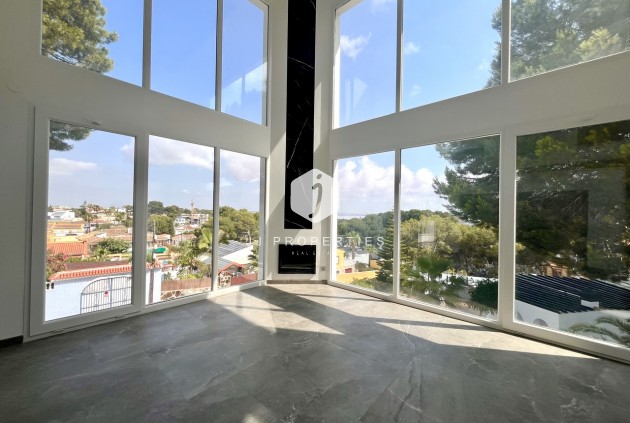 Tweedehands - Villa -
Los Balcones - Costa Blanca