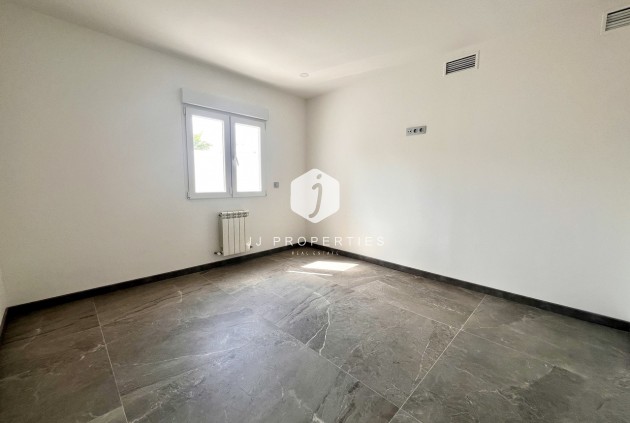 Tweedehands - Villa -
Los Balcones - Costa Blanca