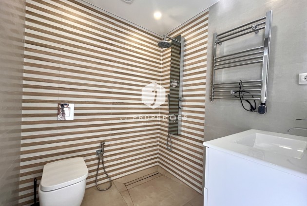 Tweedehands - Villa -
Los Balcones - Costa Blanca