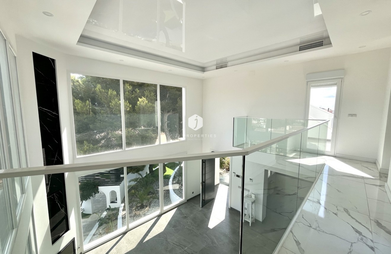 Tweedehands - Villa -
Los Balcones - Costa Blanca