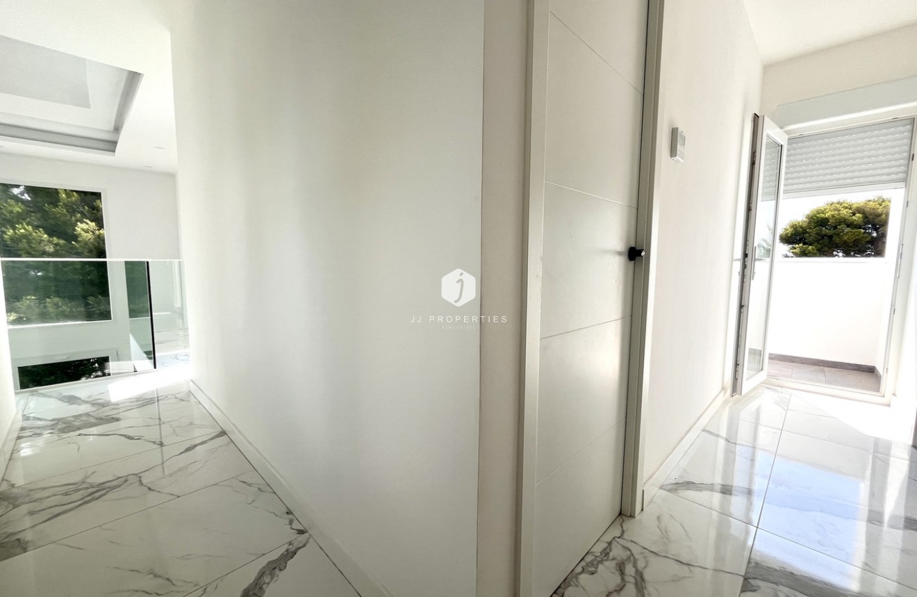 Tweedehands - Villa -
Los Balcones - Costa Blanca