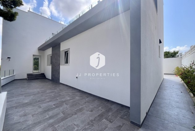 Tweedehands - Villa -
Los Balcones - Costa Blanca