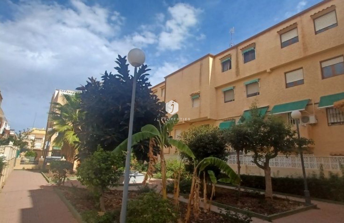 Tweedehands - Bungalow -
Torrevieja - Costa Blanca