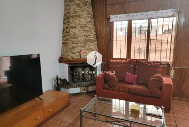 Tweedehands - Bungalow -
Torrevieja - Playa de los Locos