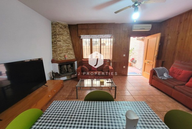 Tweedehands - Bungalow -
Torrevieja - Playa de los Locos