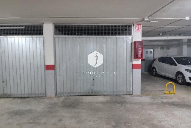 Tweedehands - Bungalow -
Torrevieja - Playa de los Locos