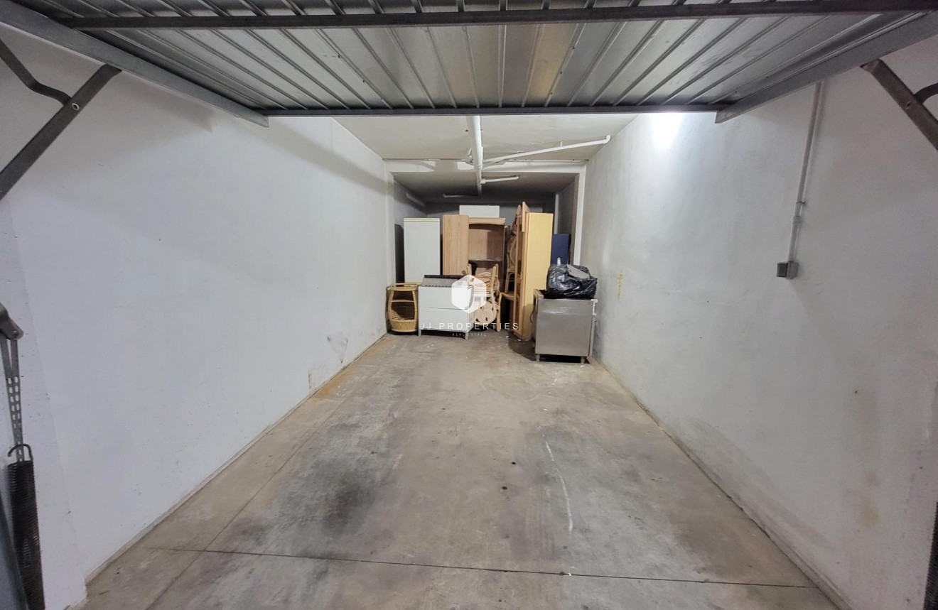 Tweedehands - Bungalow -
Torrevieja - Playa de los Locos