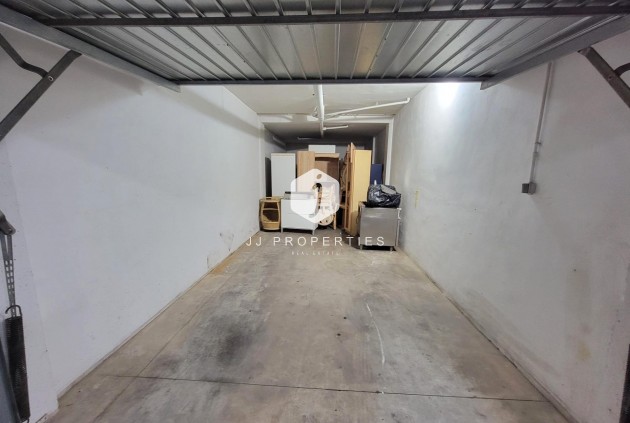 Tweedehands - Bungalow -
Torrevieja - Playa de los Locos