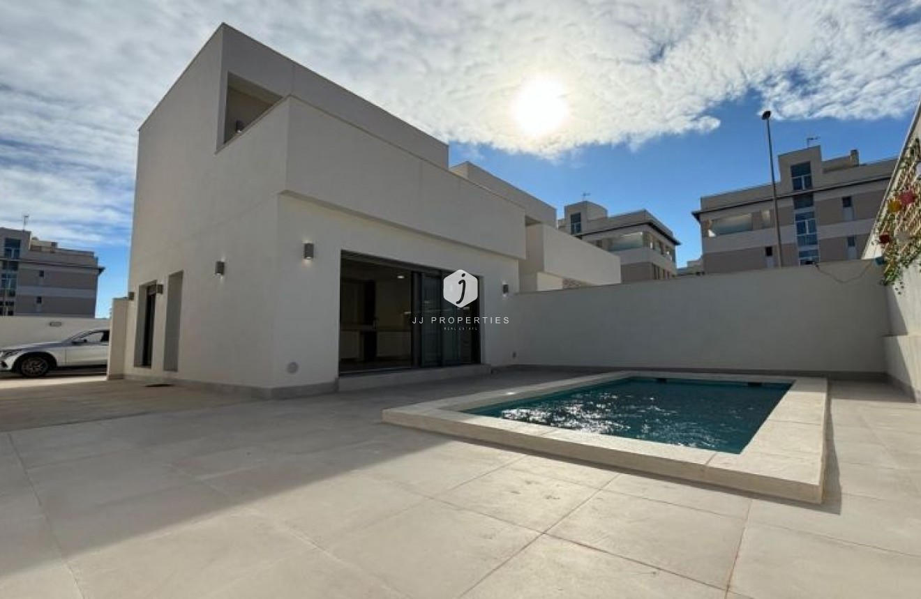 Tweedehands - Villa -
Orihuela Costa - Costa Blanca