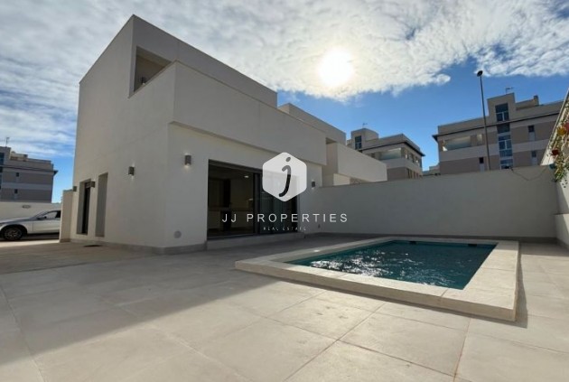 Tweedehands - Villa -
Orihuela Costa - Costa Blanca