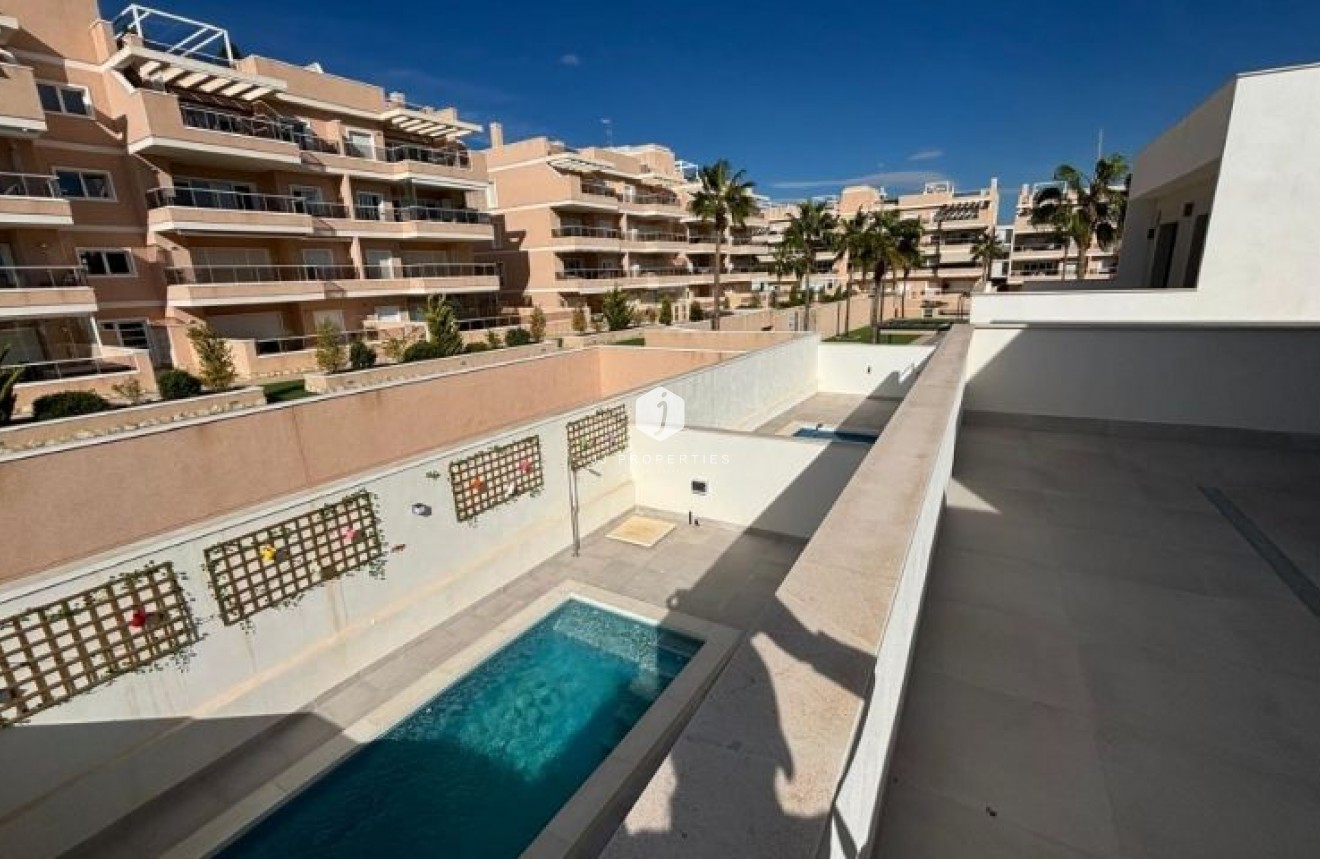 Tweedehands - Villa -
Orihuela Costa - Costa Blanca