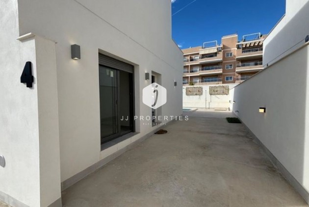 Tweedehands - Villa -
Orihuela Costa - Costa Blanca