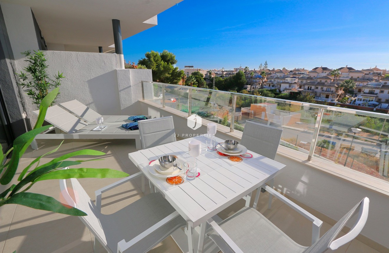 Tweedehands - Appartement / flat -
Playa Flamenca - Costa Blanca