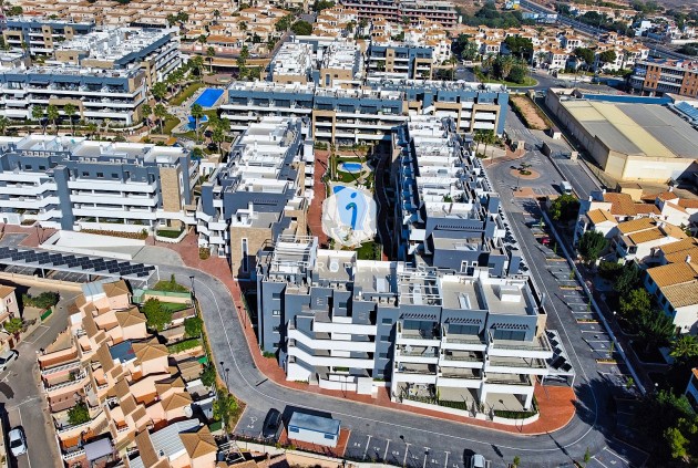 Tweedehands - Appartement / flat -
Playa Flamenca - Costa Blanca