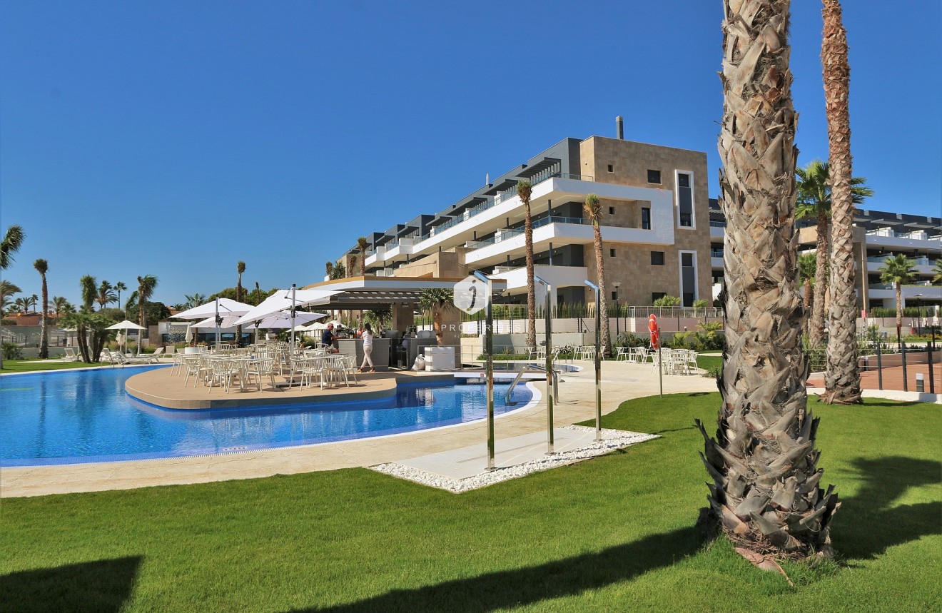 Tweedehands - Appartement / flat -
Playa Flamenca - Costa Blanca