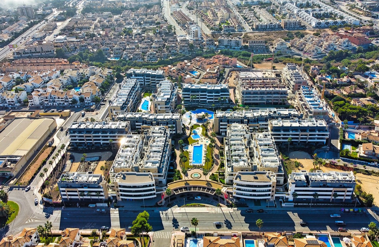 Tweedehands - Appartement / flat -
Playa Flamenca - Costa Blanca