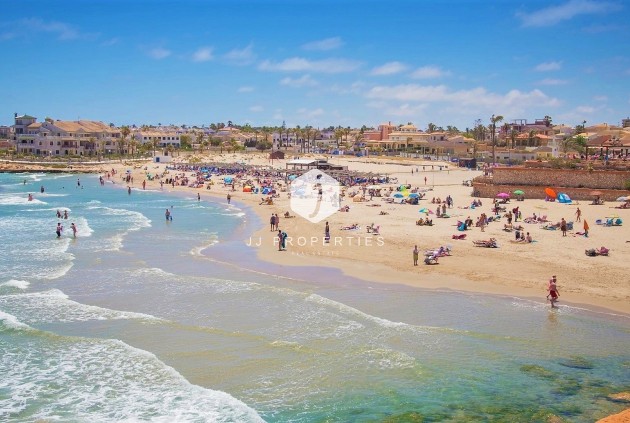 Tweedehands - Appartement / flat -
Playa Flamenca - Costa Blanca