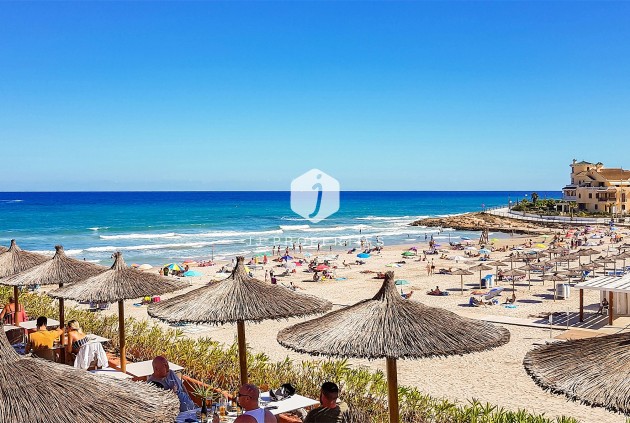 Tweedehands - Appartement / flat -
Playa Flamenca - Costa Blanca